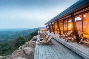 Rhino Ridge Safari Lodge